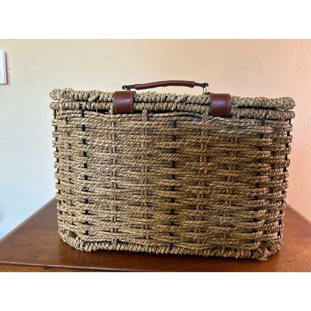 Vintage Wicker Picnic Basket with Dining Set